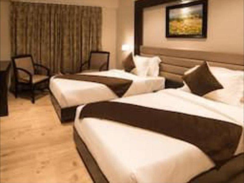 Hotel Virgo Sumeru Бхавнагар Екстериор снимка