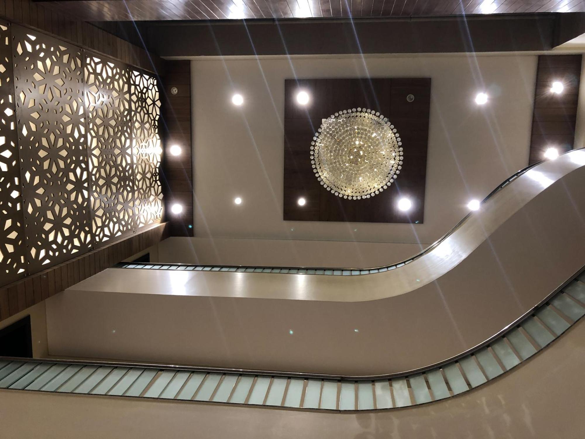 Hotel Virgo Sumeru Бхавнагар Екстериор снимка