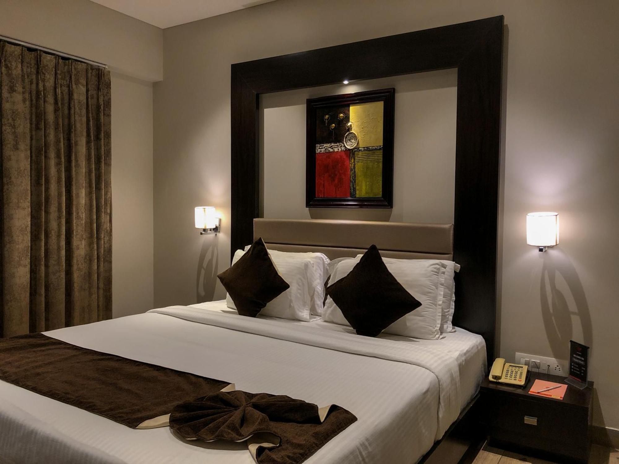 Hotel Virgo Sumeru Бхавнагар Екстериор снимка